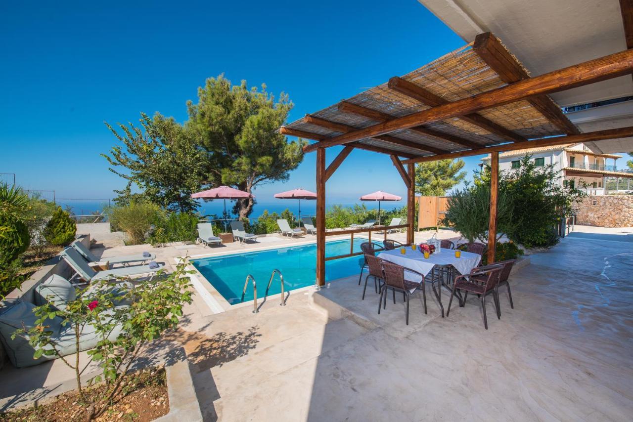 Villa Endless Blue Kalamítsi Екстериор снимка