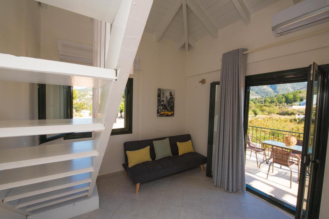 Villa Endless Blue Kalamítsi Екстериор снимка