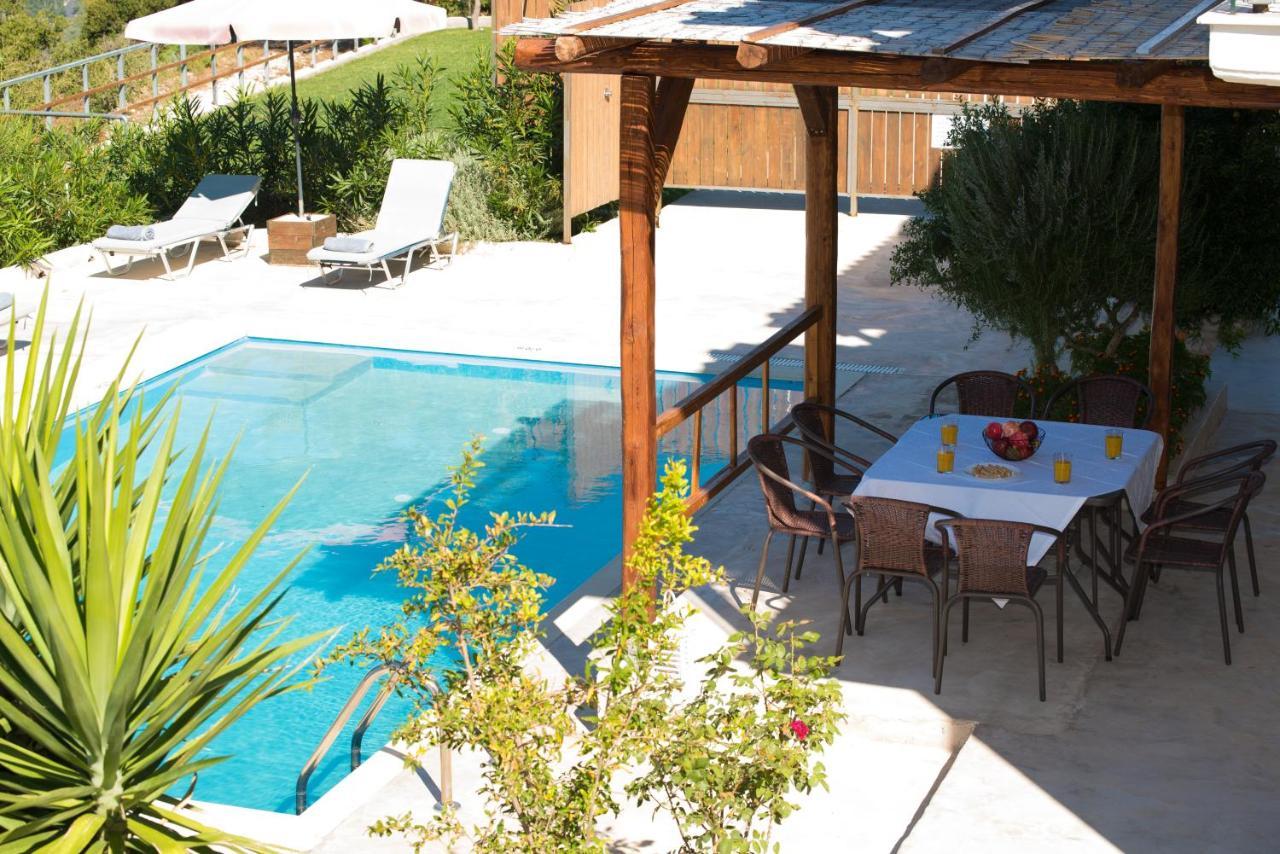 Villa Endless Blue Kalamítsi Екстериор снимка