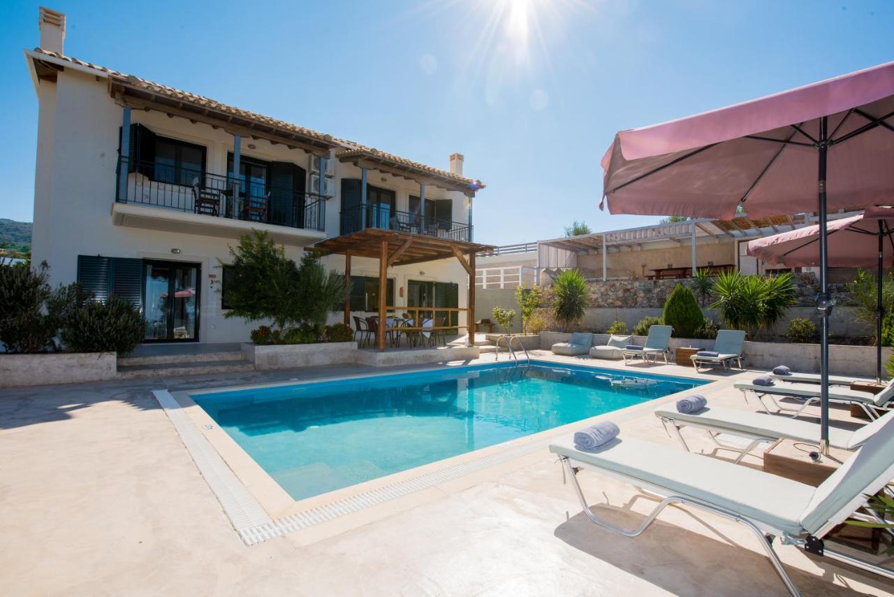 Villa Endless Blue Kalamítsi Екстериор снимка